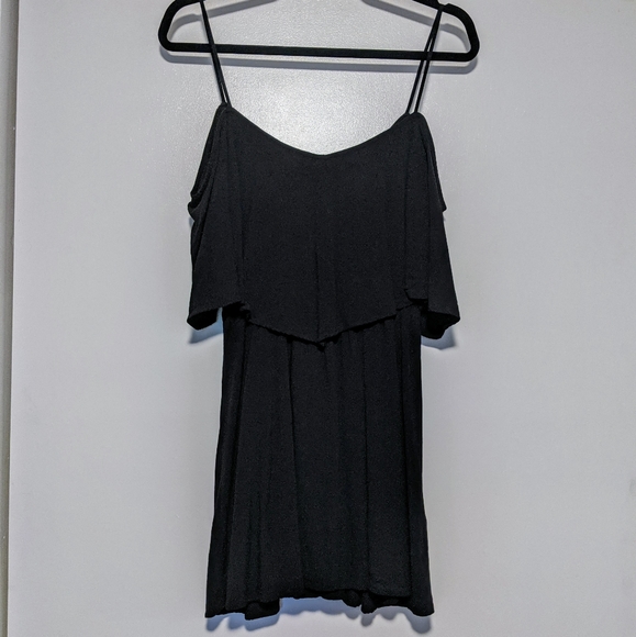 4/$16 ❇️ Express Off The Shoulder Black Dress - Picture 3 of 6